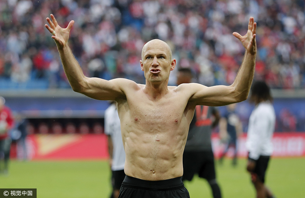  莱比锡红牛客场绝杀斯图加特展现顽强斗志  