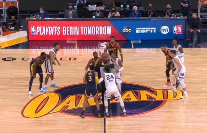  福克斯空砍30分国王不敌独行侠遭遇三连败